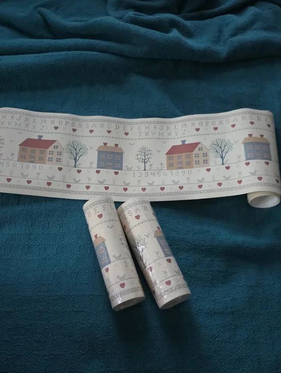 Country House Wallpaper Border with Hearts and Trees