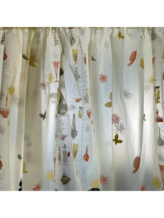 Vintage Plastic Camper Curtain: 1960s Mid Century Starburst Design