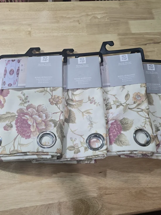 Royal Burgundy Floral Grommet Curtain Panel - Cream & Burgundy Very Elegant