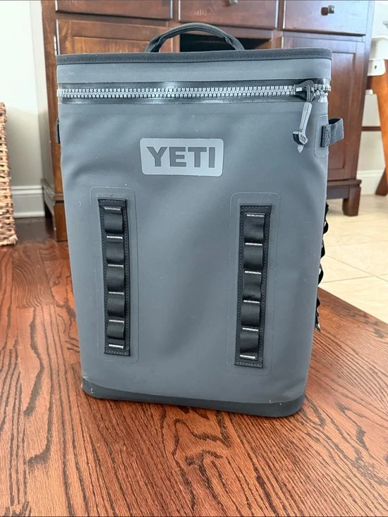 Yeti Gray zipper-Top Backpack Cooler