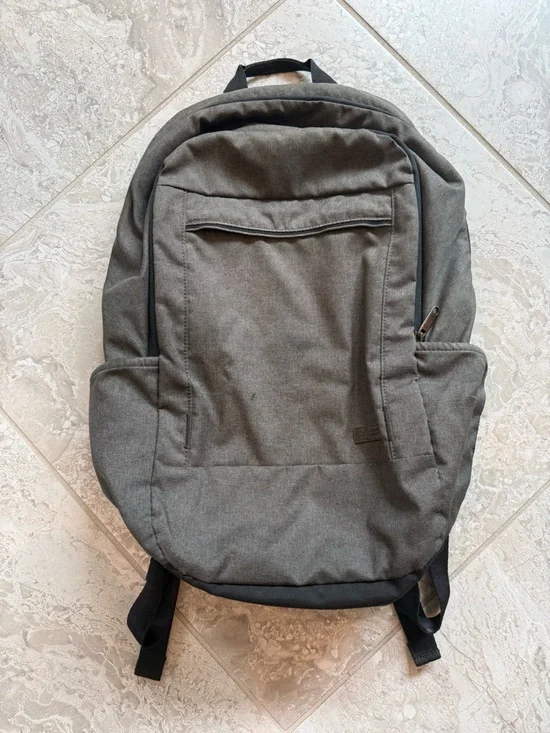 Case Logic Laptop Backpack, Gray