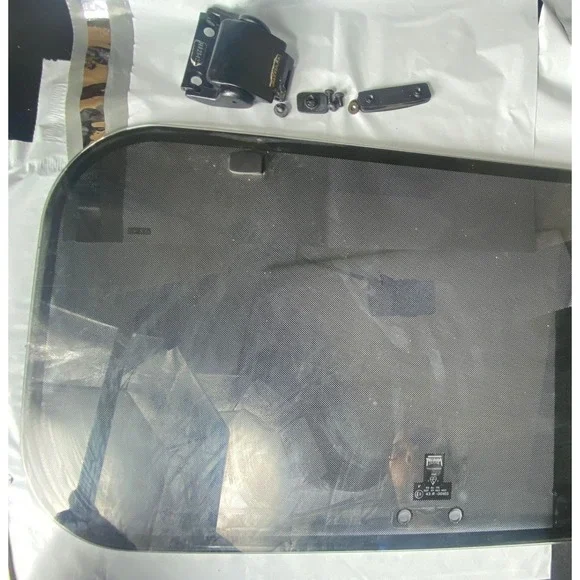 Sunroof Glass Panel w/ Motor & Hardware‎ 1990 Lincoln Town Car