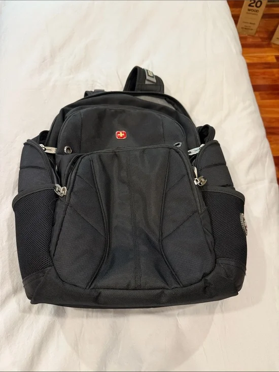 SwissGear Wenger Laptop Backpack Black ScanSmart Multi-Comp TSA