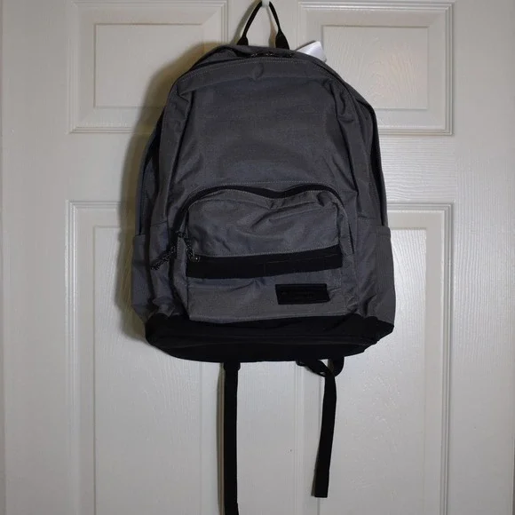 Columbia Zigzag 30L Backpack Bag Heather Grey‎ Black Holds up to 15
