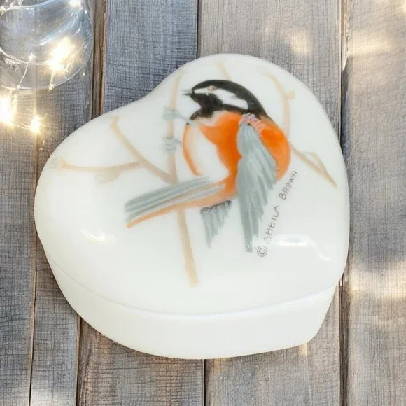 Vintage Otagiri Chickadee Heart Shaped Bird‎ Trinket Box Sheila Brown Container