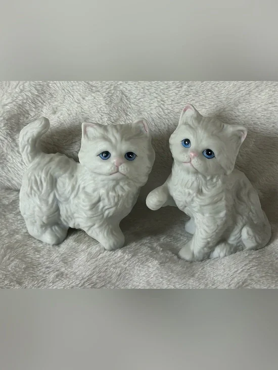 Vintage Homco White Persian Kitten Figurines - Set of 2 (C)