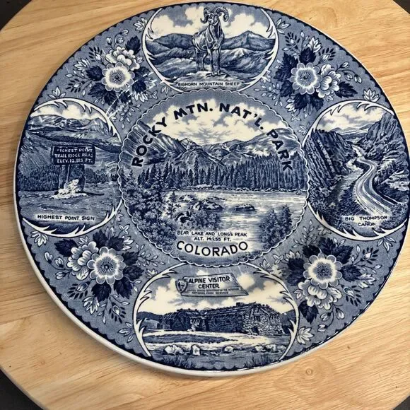 Vintage Rocky Mtn Nat’l Park Fine Straffordshire Ware Blue White Souvenir Plate