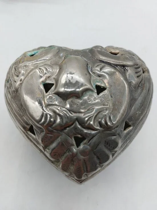 Alda's Forever English Silver Tone Friendship Heart Trinket Box Vintage