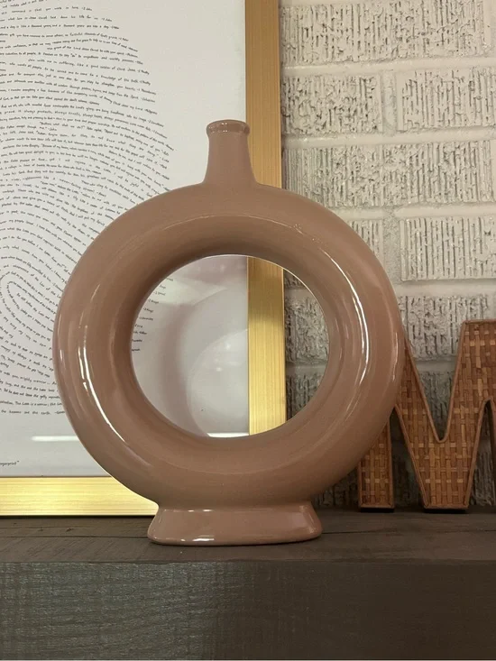 Modern Round Ceramic Vase in Dusty Rose