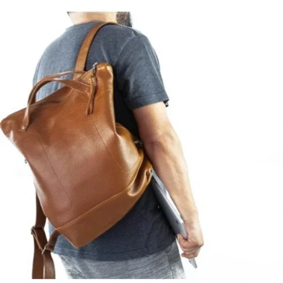Milloo Leather Convertible‎ Minos 15