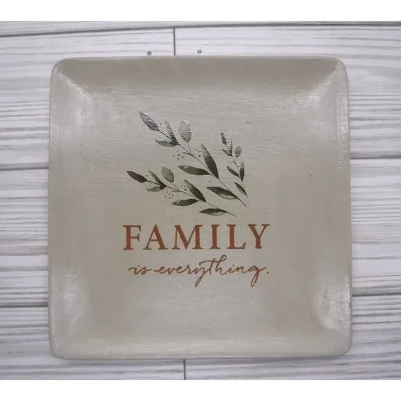 Trinket / Jewelry Dish Tan w/ Saying