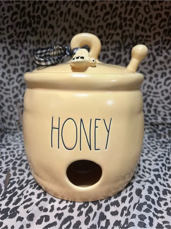 Rae Dunn Honey Pot Birdhouse