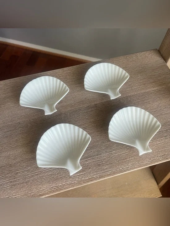 Vintage Set of 4 Lenox Nassau Ivory Seashell Dishes Mini 3.5” Coastal Trinket