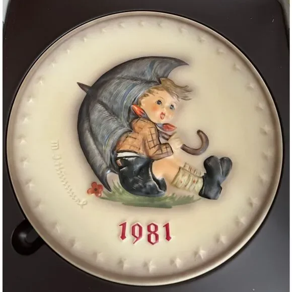 1981 M.J. Hummel Annual Plate 1981 New In Box