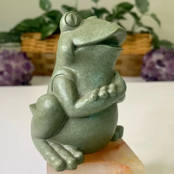 Green Frog Statue Cast Stone Garden Shelf Sitter Indoor Outdoor Figurine 3.5