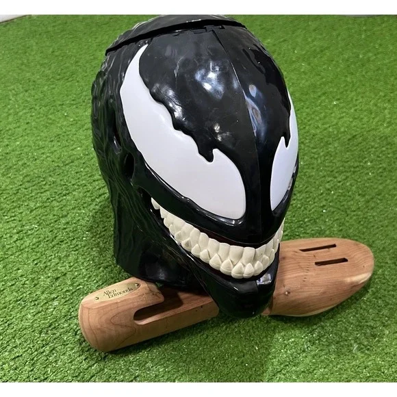 Venom The Last Dance Movie popcorn bucket Special Edition Cinemark Exclusive