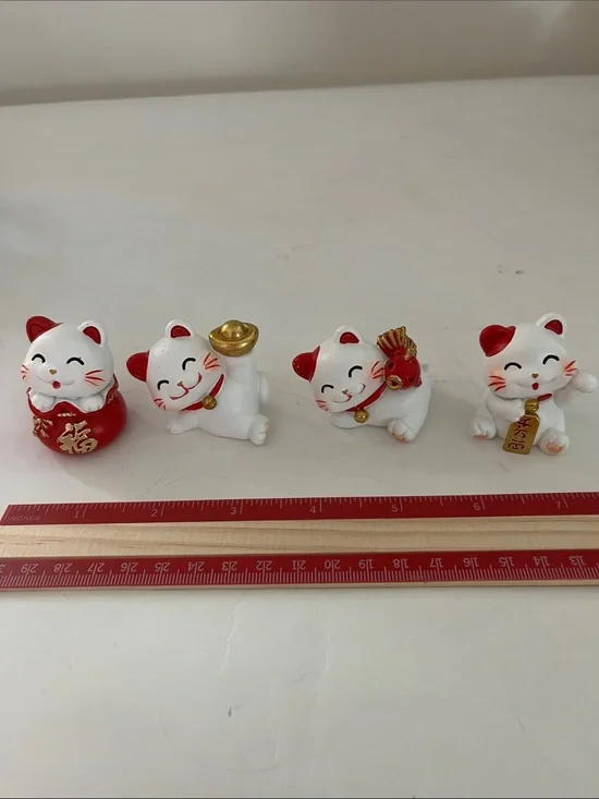 4 Good Luck Japanese Kittys  Neko Maneki with good luck symbols