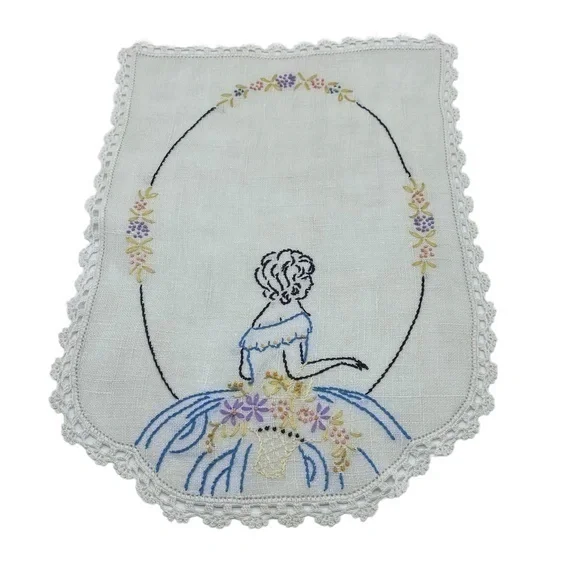 Vintage End Table Topper Scarf Embroidered