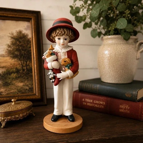 Jan Hagara Chris Figurine - Vintage Limited Edition Victorian Boy Christmas #284