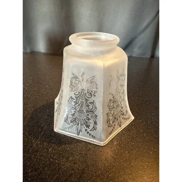 VTG Victorian Style Bell Shaped Frosted & Etched Glass light Shade 2-1/4” Fitter