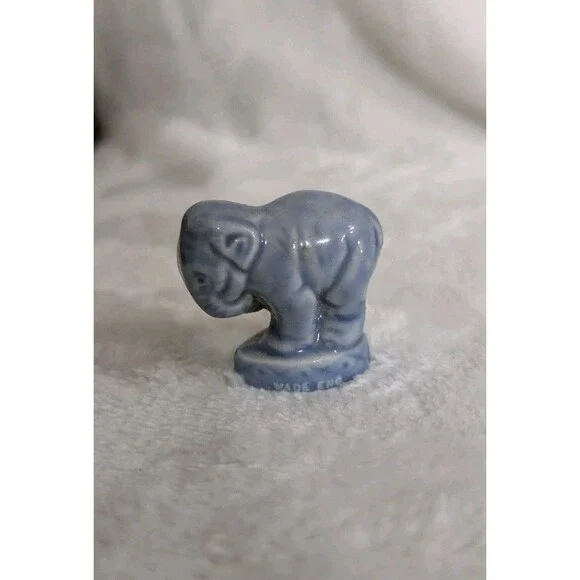 Wade Whimsies England  Red Rose Tea Circus Elephant Figurine