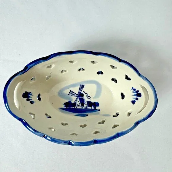 Small‎ Delft Blue Ceramic Basket Trinket Dish Windmill Hearts Holland Cobalt