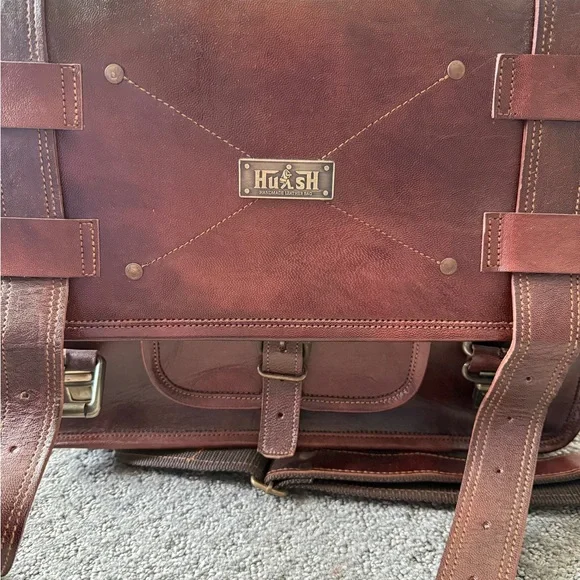 Brown Leather Men's Briefcase - Classic Professional Satchel