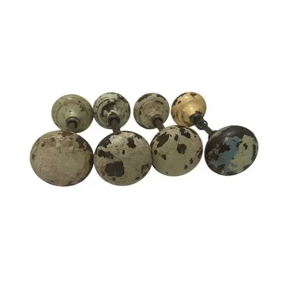 Antique Vintage Set Of 4 Metal Door Knobs Farmhouse Rustic White Decor