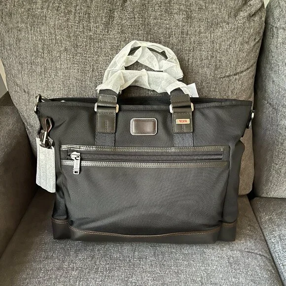 Tumi Brief Tote 222641 NWT