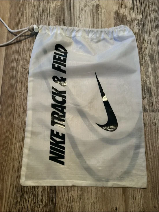 Nike White Drawstring Track & Field Gym Bag with Black Logo