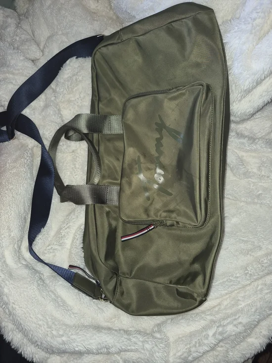 Tommy Hilfiger Olive Green Men's Duffel with Navy Strap