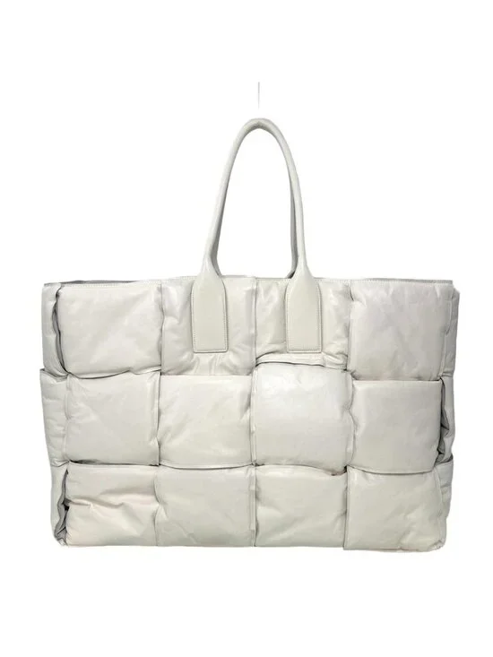 Bottega Veneta Maxi Intrecciato Padded Calf Tote