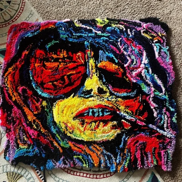 I DESIGN AND GIFT CUSTOM RUGS