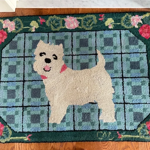 Claire Murray Charming Cream Dog Accent Rug