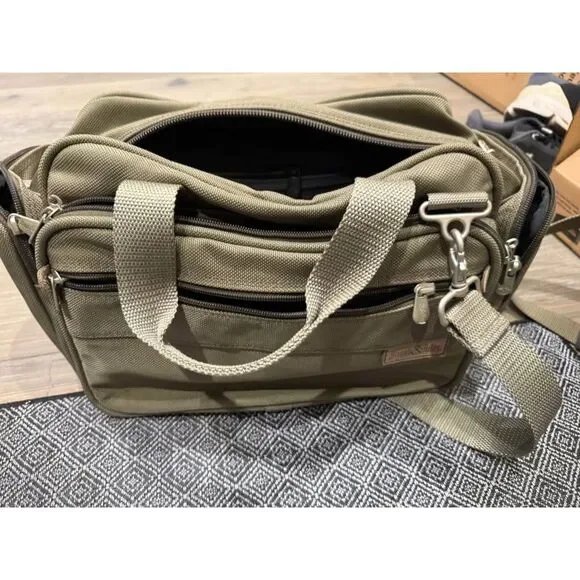 Briggs & Riley Green Duffel Nylon Bag Carry On Shoulder Strap