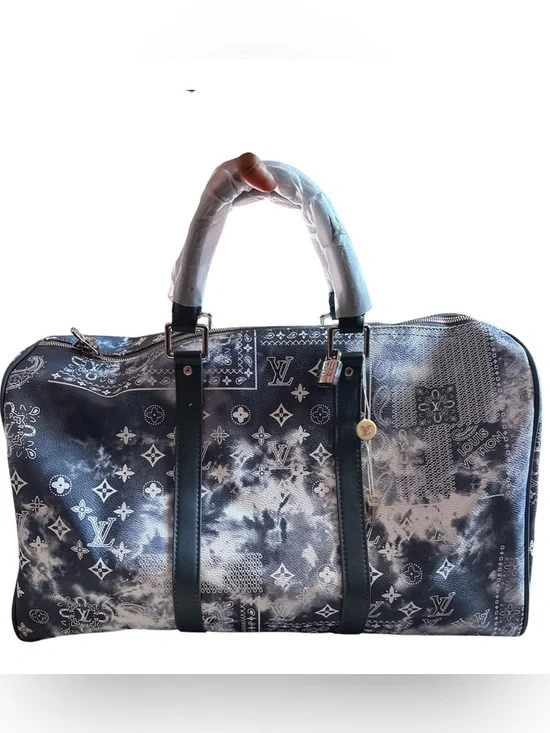 FINAL SALE $190 Fashion Blue and White Monogram Bandana Keepall Duffel Bag