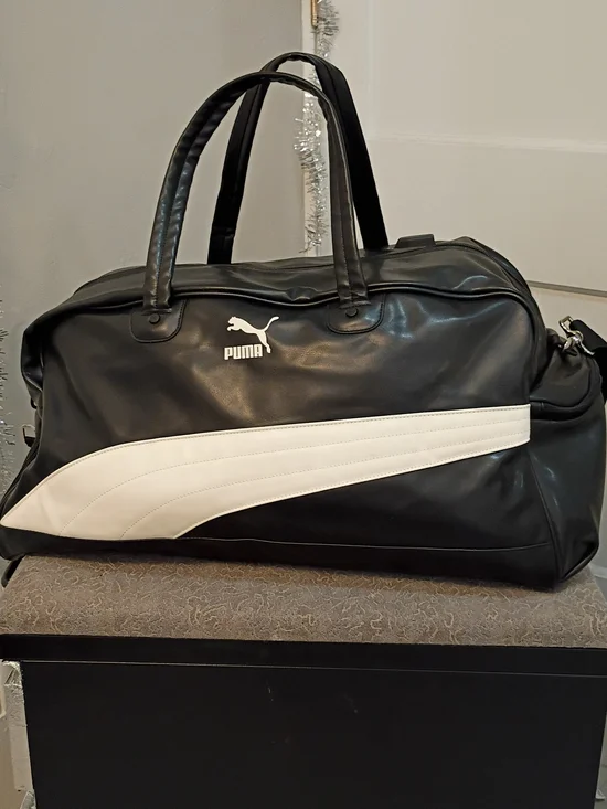 Puma Heritage Duffle Black and White Vegan Leather