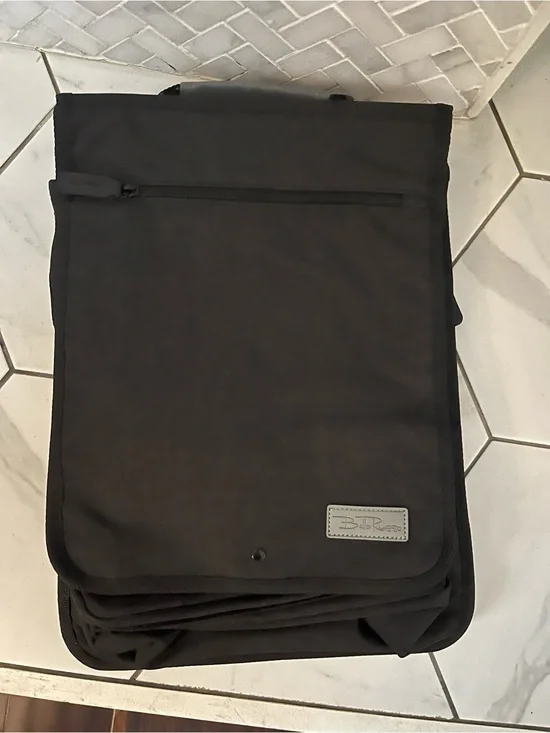 Black Men's Laptop Messenger Bag with Subtle Logo