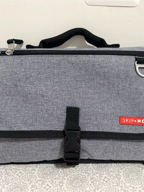 Skip Hop Gray and Black Men's Laptop Organizer Bag