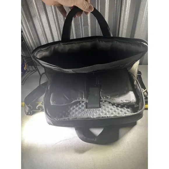 Dell Laptop Bag With Shoulder Strap Black Tags School Work Office Career Zip