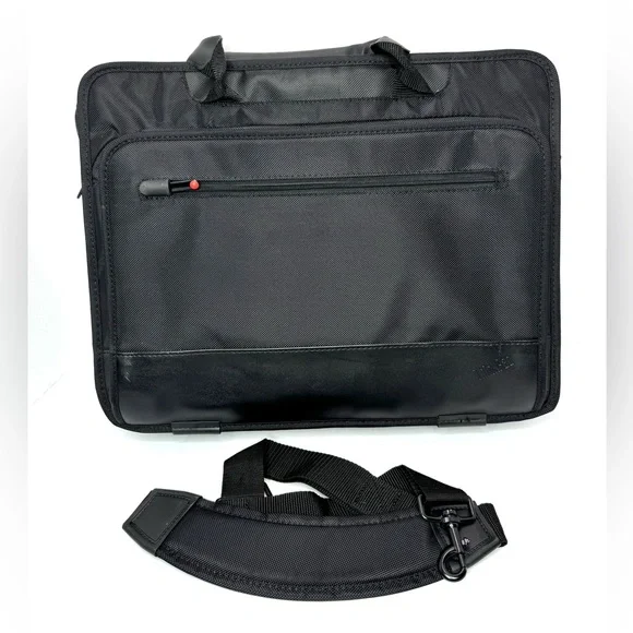 Lenovo ThinkPad Laptop Carrying Case Bag Sleeve Black