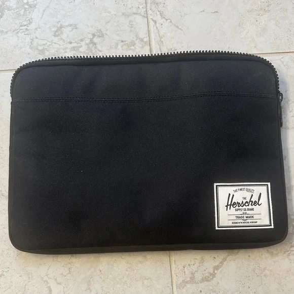 Herschel Supply Company Black Laptop Sleeve 13 inch