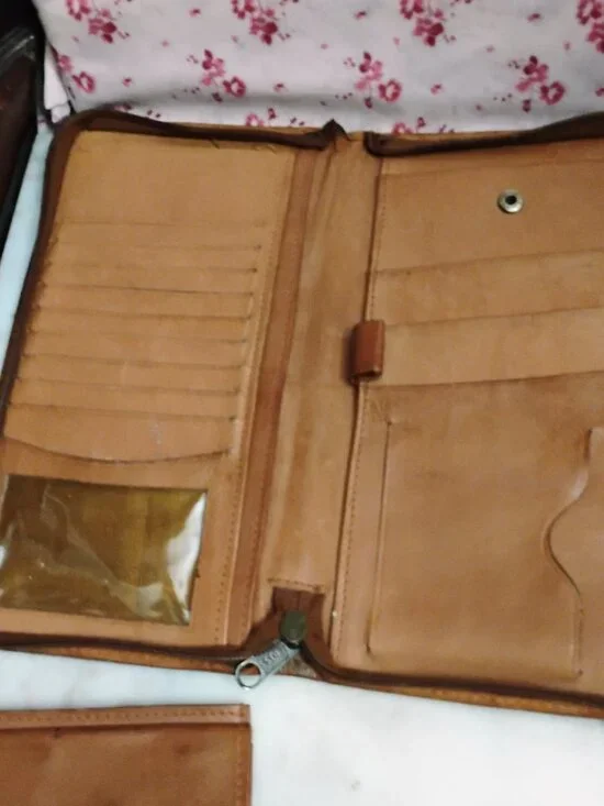 Men's Vintage Leather Travel Passport Holder and matching Small Wallet