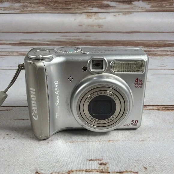 Canon PowerShot A530 5MP Camera Not Working Latch Broken