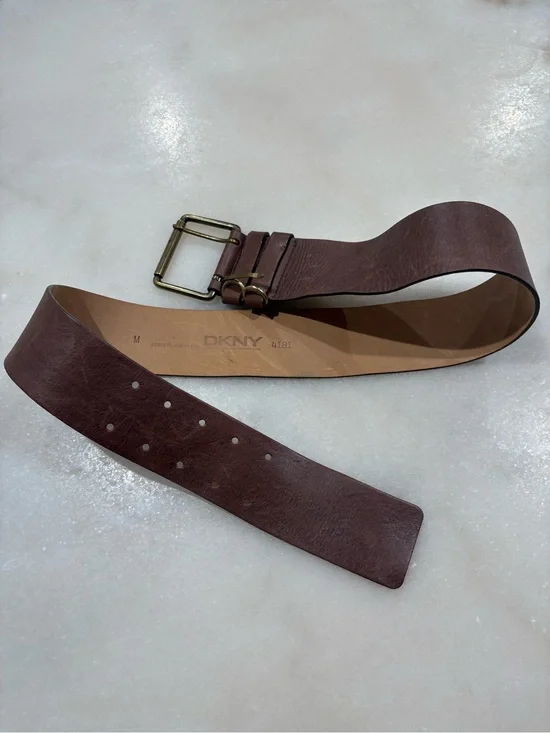 DKNY Women’s Dark Brown Leather Belt with Brass Buckle
