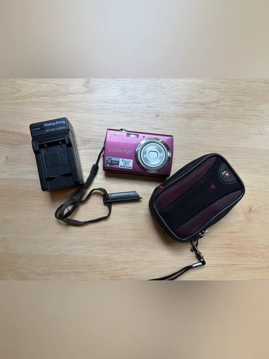 Nikon coolpix s230