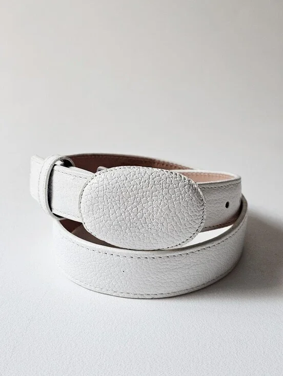 Cuatrero White Pebbled Leather Belt Oval Covered Buckle Size 30 Made in Mexico