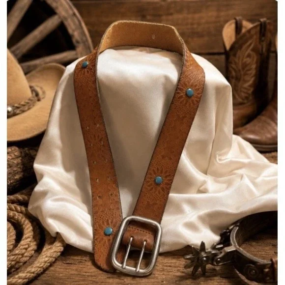 Vintage Tooled Leather Western Belt 40