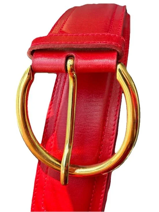Vintage GUCCI Red Leather Horsebit “Bombe” belt Size 80/32 SN#037-394