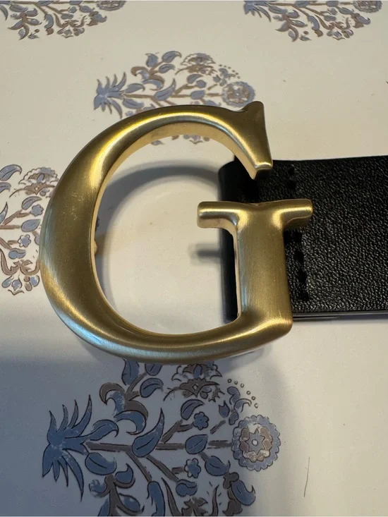 Guess Woman’s Black BrownBelt with Brushed Gold G Buckle